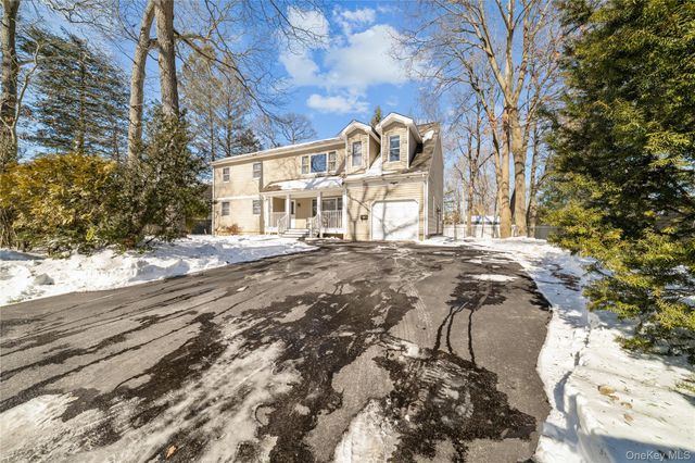 165 5th Street, Saint James, NY 11780