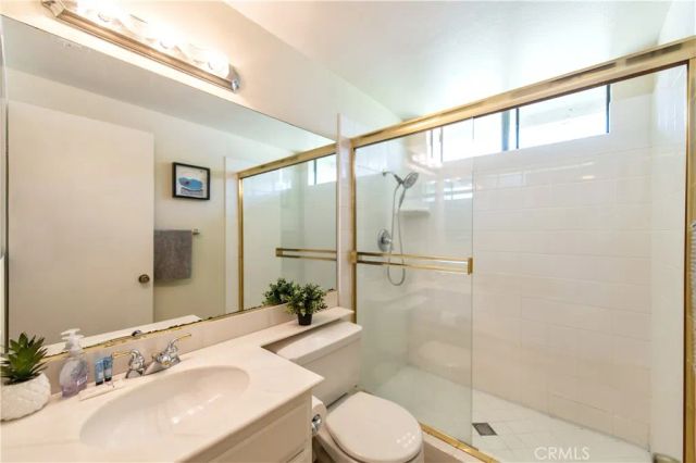 9 Morena 28, Irvine, CA 92612