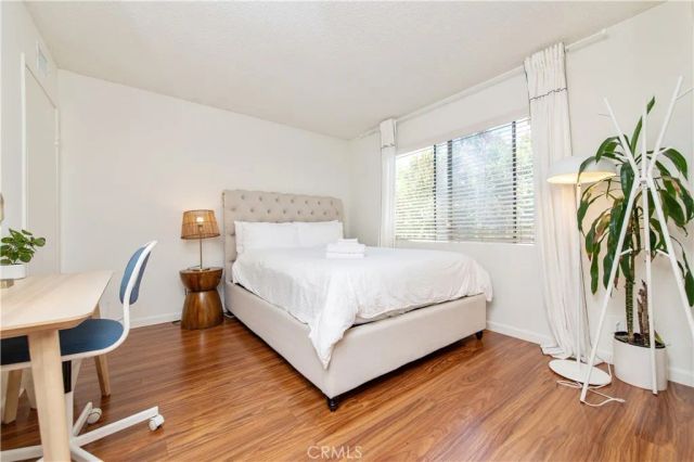 9 Morena 28, Irvine, CA 92612