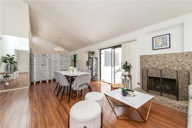 9 Morena 28, Irvine, CA 92612