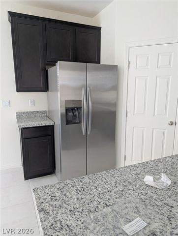 101 Silver Run Lane, Las Vegas, NV 89138