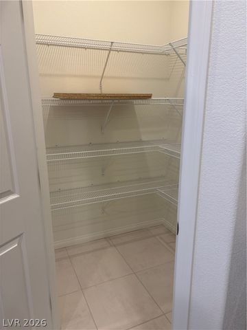 101 Silver Run Lane, Las Vegas, NV 89138