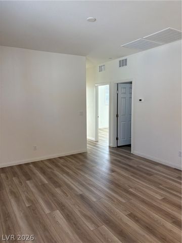 101 Silver Run Lane, Las Vegas, NV 89138