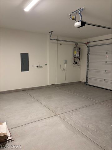 101 Silver Run Lane, Las Vegas, NV 89138