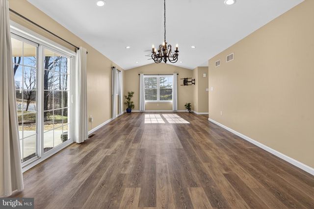 2021 EVERGREEN DR, Tamaqua, PA 18252