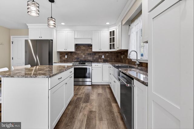 2021 EVERGREEN DR, Tamaqua, PA 18252