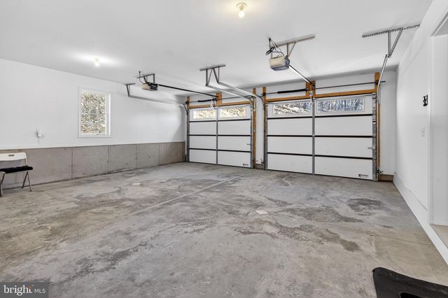 2021 EVERGREEN DR, Tamaqua, PA 18252