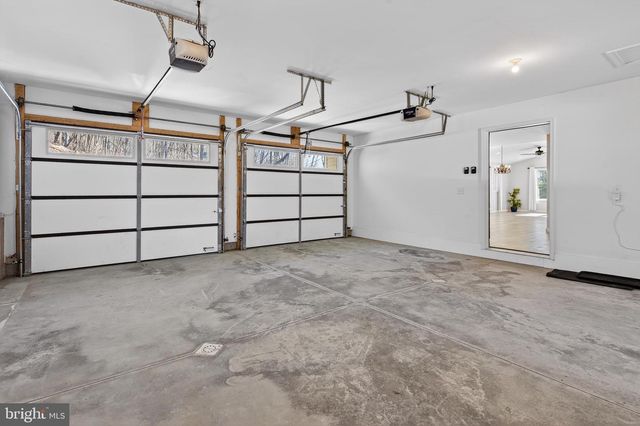 2021 EVERGREEN DR, Tamaqua, PA 18252