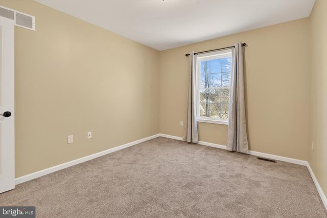 2021 EVERGREEN DR, Tamaqua, PA 18252