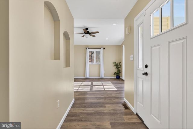 2021 EVERGREEN DR, Tamaqua, PA 18252