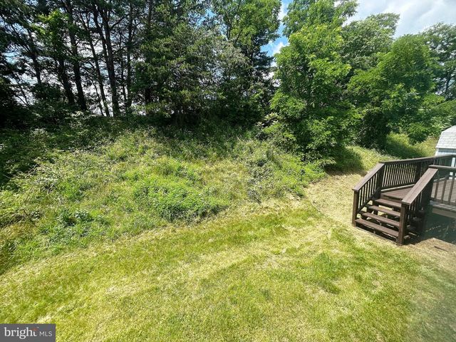 130 CRANES GAP RD, Carlisle, PA 17013