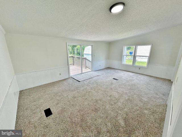 130 CRANES GAP RD, Carlisle, PA 17013