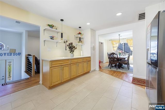 1511 Essex Avenue, Linden, NJ 07036