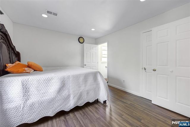 1511 Essex Avenue, Linden, NJ 07036