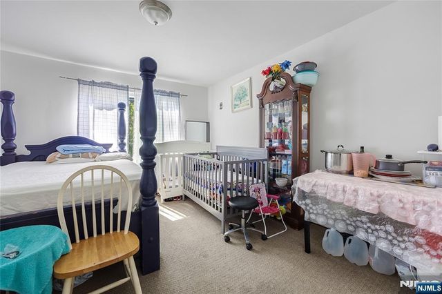 1511 Essex Avenue, Linden, NJ 07036