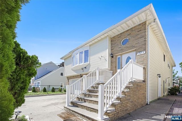 1511 Essex Avenue, Linden, NJ 07036