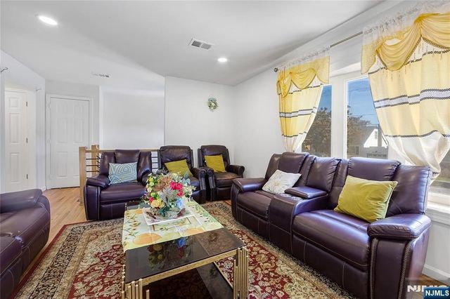 1511 Essex Avenue, Linden, NJ 07036