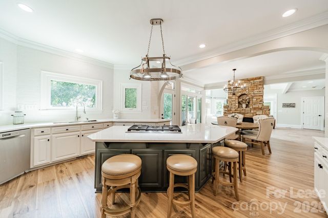 2006 Sandy Pond Lane, Waxhaw, NC 28173