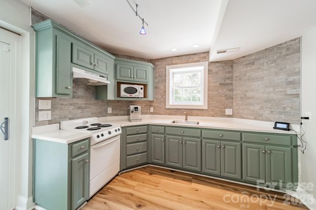 2006 Sandy Pond Lane, Waxhaw, NC 28173