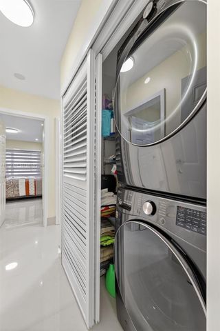12718 NW 6th Ln, Miami, FL 33182