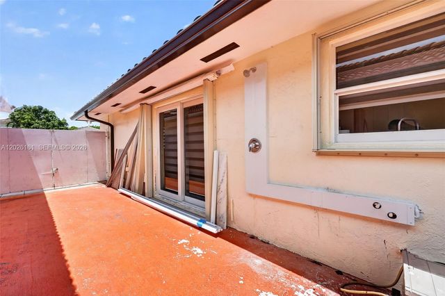 12718 NW 6th Ln, Miami, FL 33182