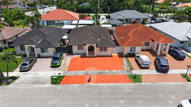 12718 NW 6th Ln, Miami, FL 33182