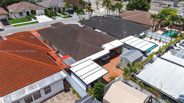 12718 NW 6th Ln, Miami, FL 33182