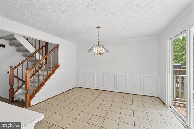 14166 RED RIVER DR, Centreville, VA 20121