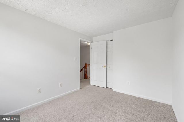 14166 RED RIVER DR, Centreville, VA 20121