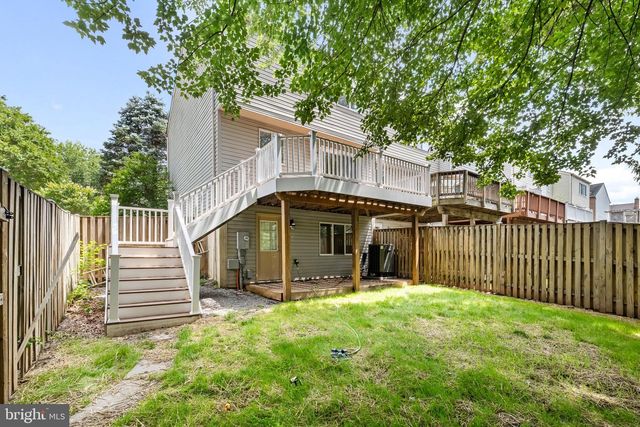 14166 RED RIVER DR, Centreville, VA 20121
