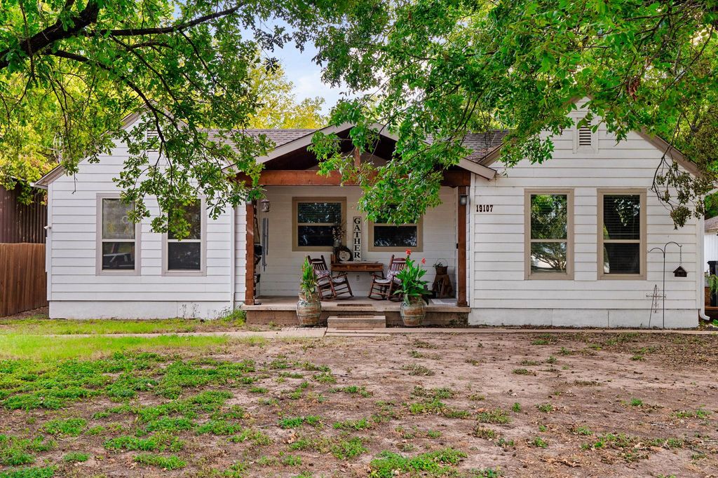 19107 Fm 969 RD, Webberville, TX 78653