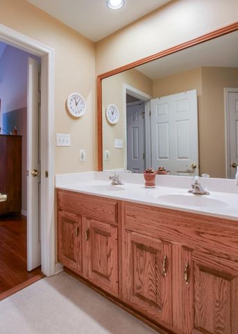 428 NORTHSTAR DR, Harrisburg, PA 17112