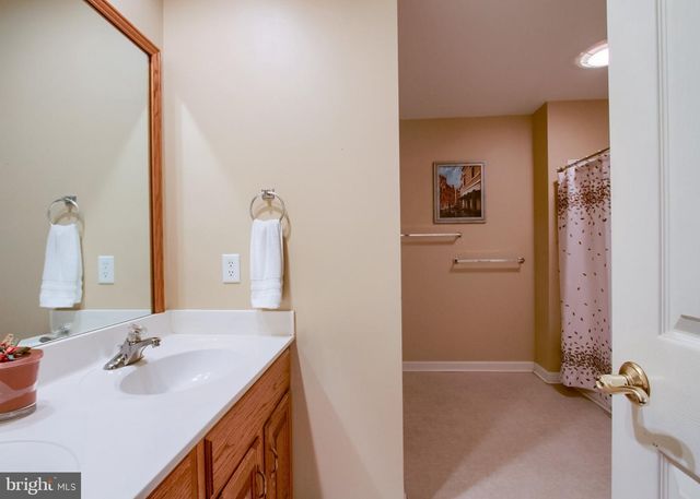428 NORTHSTAR DR, Harrisburg, PA 17112