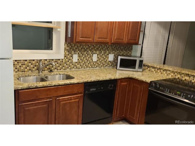 2034 S Lincoln St, Denver, CO 80210