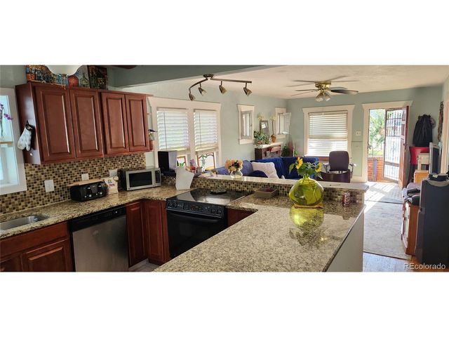 2034 S Lincoln St, Denver, CO 80210