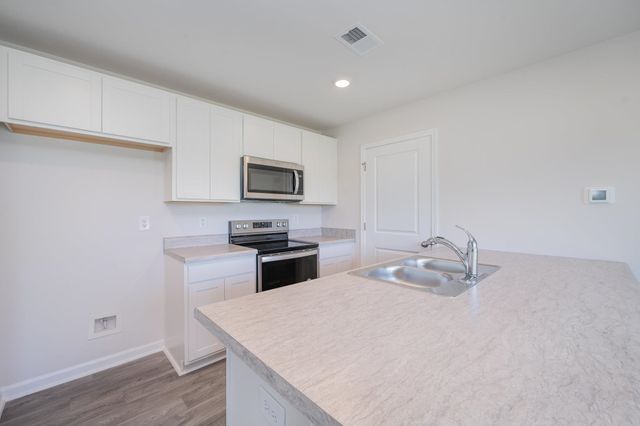 236 Ashworth Dr., Tabor City, NC 28463