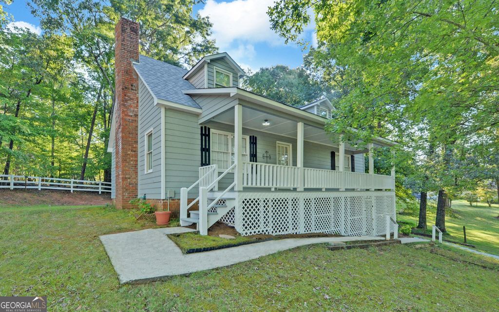 338 Kings Bridge Way, Clarkesville, GA 30523 — photo 5