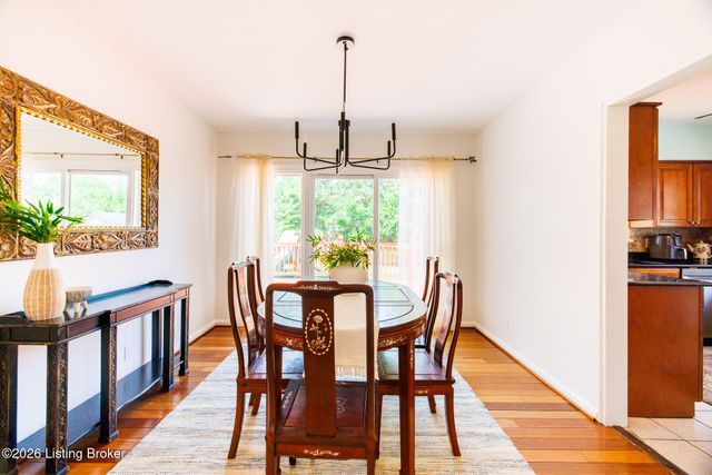 212 Sage Rd, Louisville, KY 40207