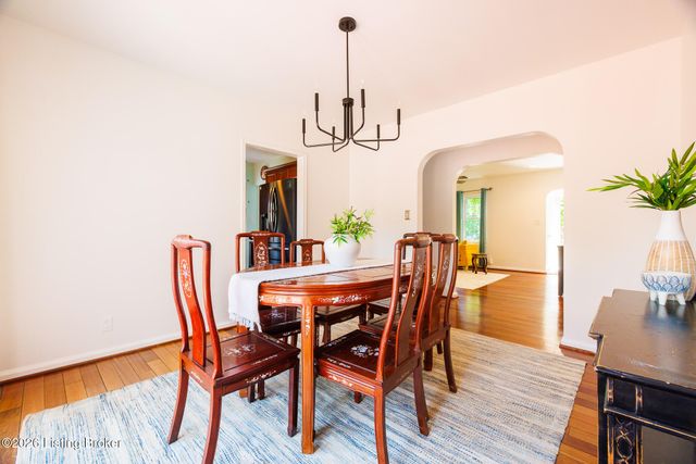 212 Sage Rd, Louisville, KY 40207