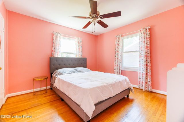212 Sage Rd, Louisville, KY 40207