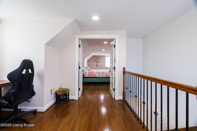 212 Sage Rd, Louisville, KY 40207