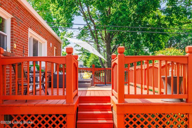 212 Sage Rd, Louisville, KY 40207