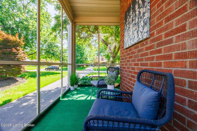 212 Sage Rd, Louisville, KY 40207
