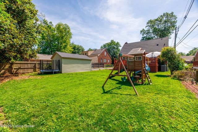 212 Sage Rd, Louisville, KY 40207