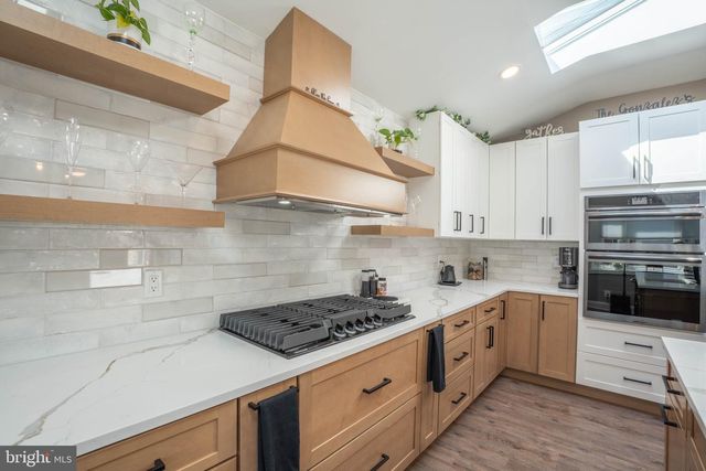 202 HENDRICKSON, Edgewater Park, NJ 08010
