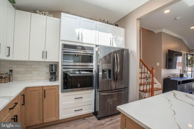 202 HENDRICKSON, Edgewater Park, NJ 08010