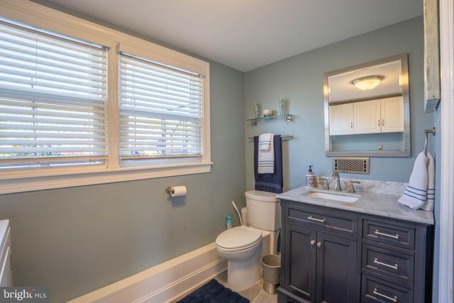 202 HENDRICKSON, Edgewater Park, NJ 08010