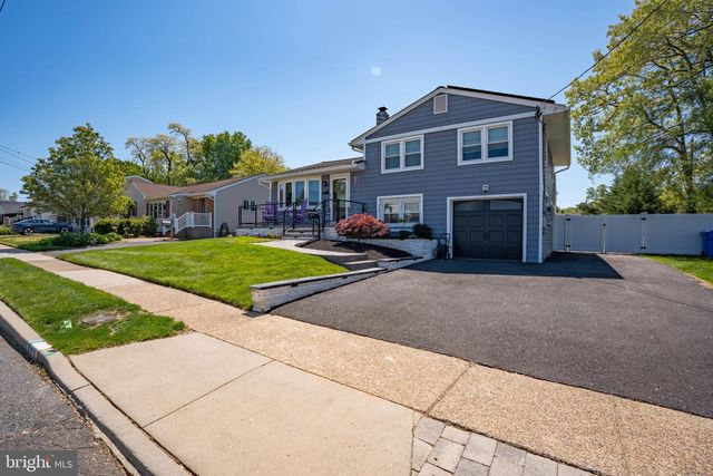 202 HENDRICKSON, Edgewater Park, NJ 08010