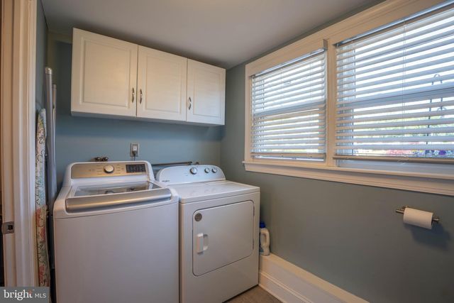 202 HENDRICKSON, Edgewater Park, NJ 08010