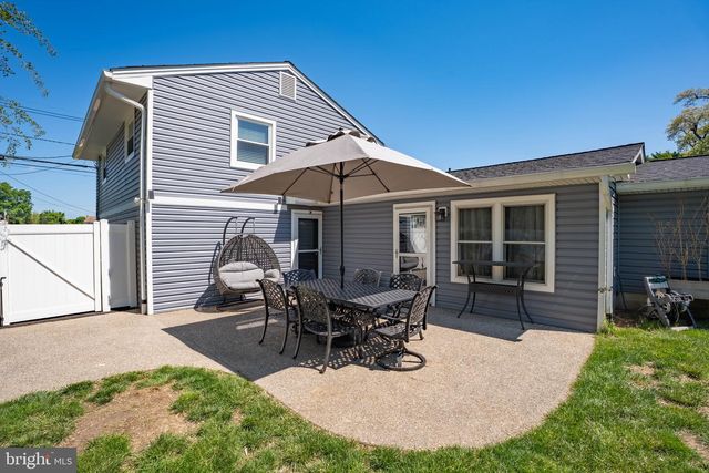 202 HENDRICKSON, Edgewater Park, NJ 08010